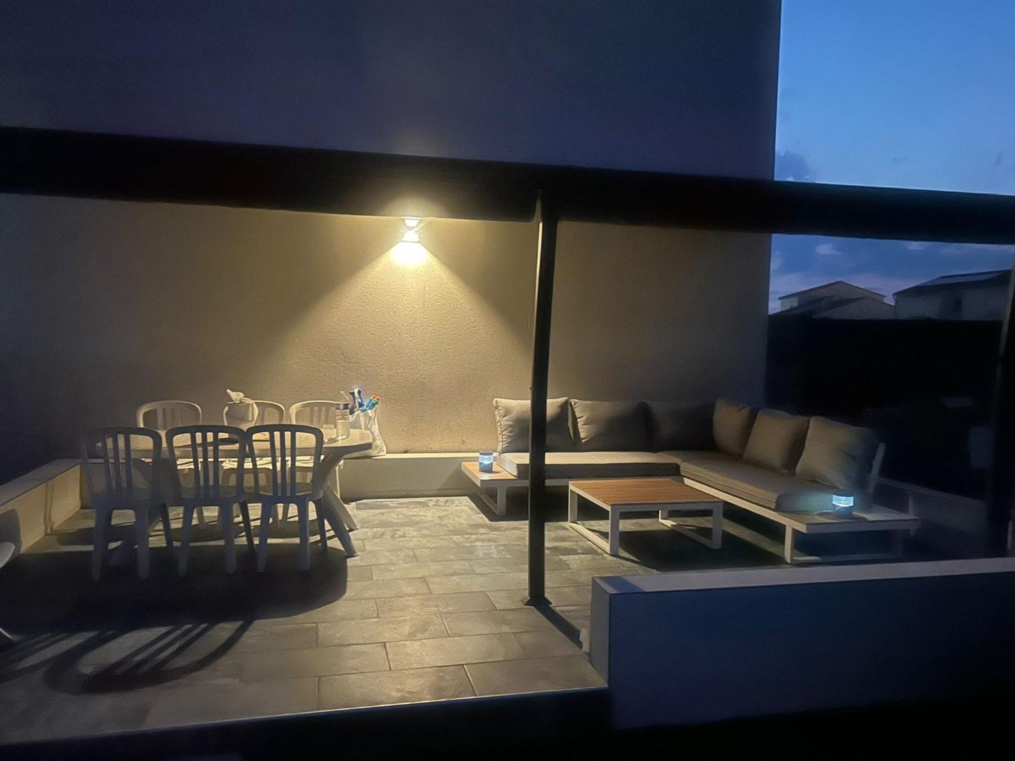 Grande Villa Avec Piscine ボンパ エクステリア 写真